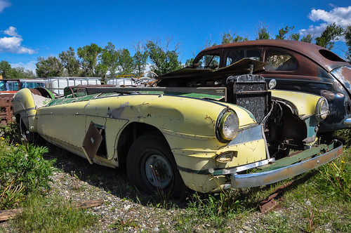 auto car rust automobile montana butte unitedstates rollsroyce roadtrip junkyard decrepit derelict 2013 gallatingateway