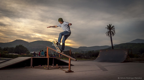 chile park parque sunset skateboarding skate skateboard skater rafael blunt quillota frontside skateordie patineta strobist skatelife