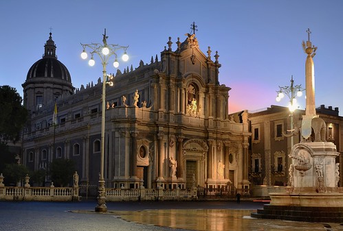 sunrise italia day clear catania sicilia piazzadelduomo cattedraledisantagata uliotru