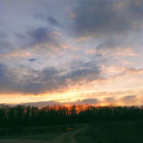 sunset sky cloud michigan cam vanburencounty mattawan vsco wolflakefishhatchery htcones vscocam