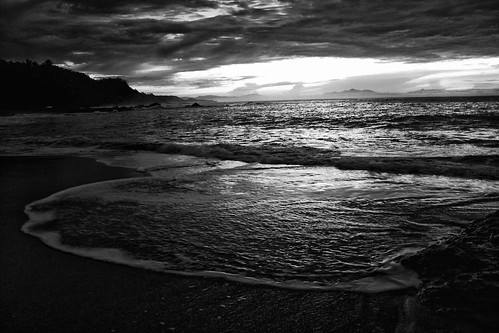 beach sunrise dawn costarica montezuma