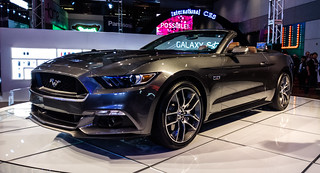 2015 Ford Mustang = HOT