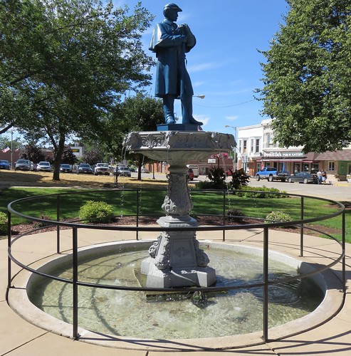 wisconsin statues lancaster fountains wi grantcounty civilwarmonuments civilwarmemorials unionmonuments courthouseextras