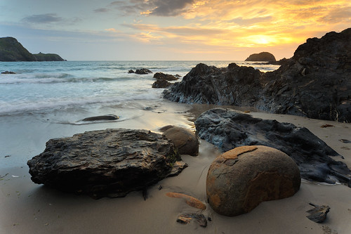 sunset seascape beach wales landscape nationalpark unitedkingdom explore pembrokeshire traethllyfn