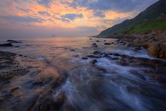狂奔海岸線 ~Dawn of Waimu Shan Coastal 基隆，外木山~