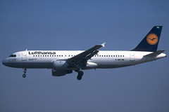 Lufthansa A320-211 D-AIPX BCN 25/06/2005