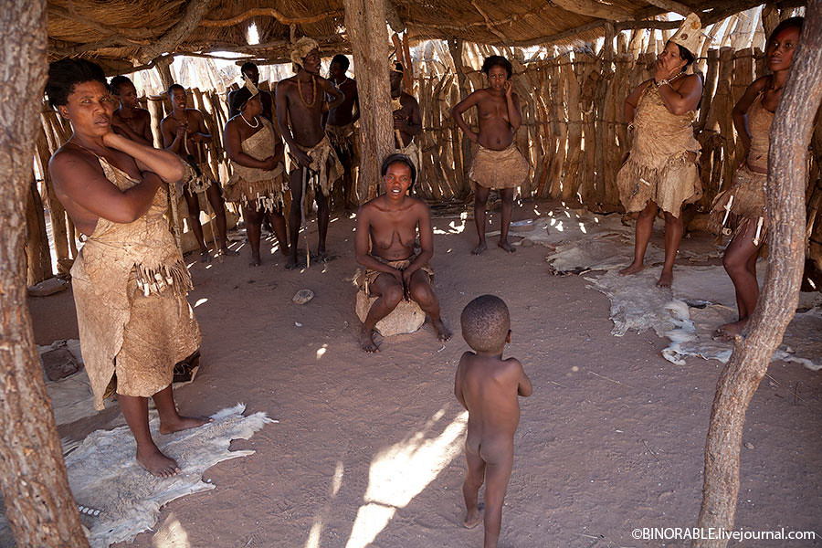 The South African Damara tribe daily life ©binorable.livejournal.com