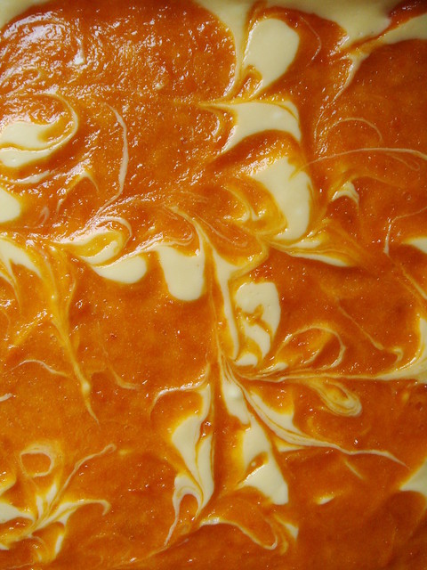 Apricot Cheesecake Bar: Swirly