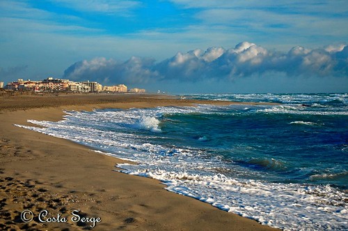 city sea sky mer beach nikon mediterranean wave ciel vague plage ville méditerranée d7000 flickrstruereflection1