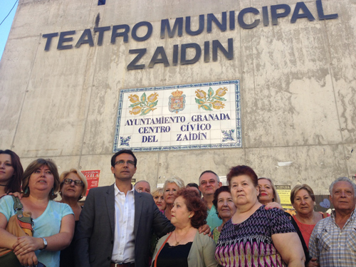 El PSOE pide junto a los vecinos que el teatro del Zaidín se llame Isidro Olgoso 9678648208_14b3f7a76c_o