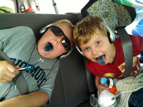 Caleb and Carter with blue tongues