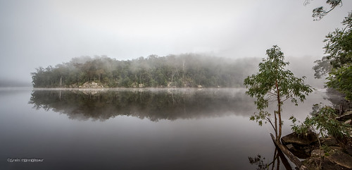 autumn panorama mist lake water fog composite river australia newsouthwales kangaroovalley 2014 mortonnationalpark lakeyarrunga moollattoo