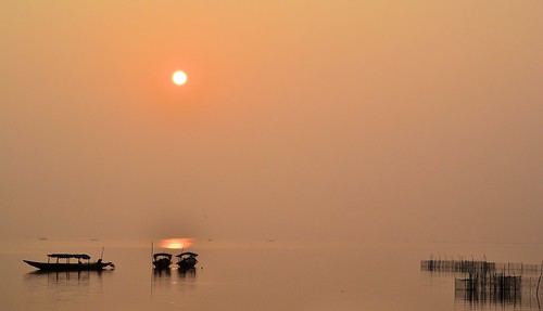 winter sun india mist lake sunrise landscape boats dreamy orissa kalinga chilikalake chilka utkala odisha indianlandscapephotography শীতেরসকাল