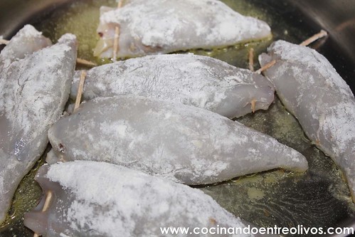 Calamares rellenos de carne www.cocinndoentreolivos (19)