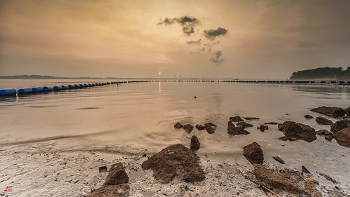 morning holiday seascape beach yellow skyline sunrise landscape nikon singapore rocks soft exposure raw good horizon north filter 09 lee single sector land barnacles april nikkor friday fx 06 muddy slimy wetland d800 dx waterscape 2014 sembawang gnd cataclysm 1024mm toxification