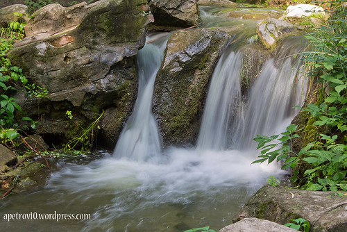 park water canon waterfall romania craiova