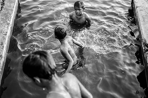 street travel people blackandwhite india water nude pond bathing bnw raipur