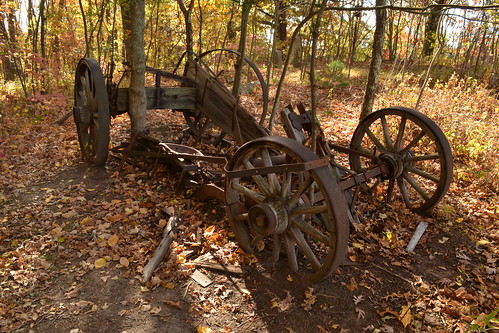 autumn fall wagonwheel