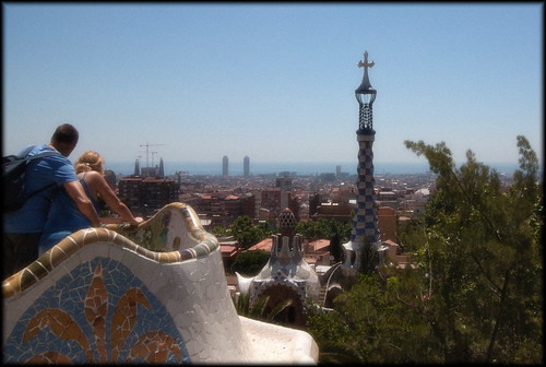 barcelona city light people colors canon landscape photo spain europe horizon gaudì catalogna