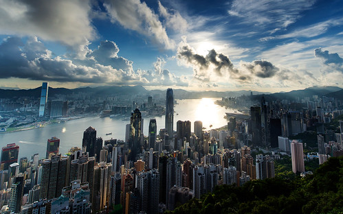 cloud reflection sunrise silver hongkong harbor filter 28 d4 blackcard 1424