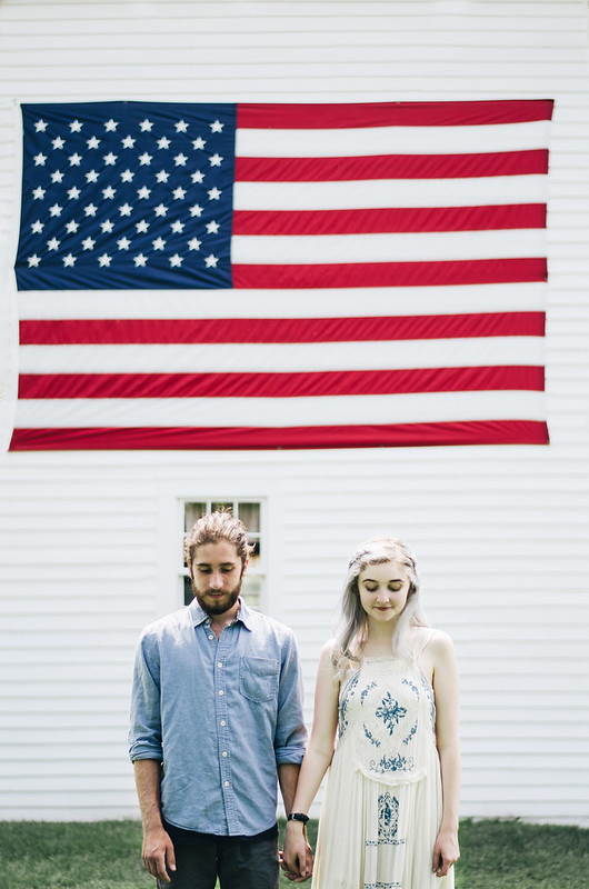 American Flag Couple Portrait on juliettelaura.blogspot.com