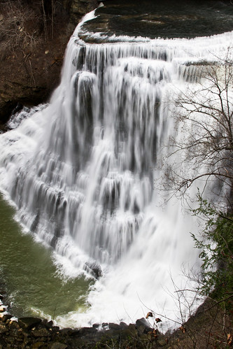 tennessee waterfalls stateparks burgessfalls putnamcounty naturalareas fallingwaterriver
