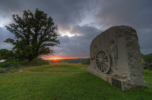 sunrise pennsylvania pa gettysburg civilwar national battlefield hdr highdynamicrange eastcemeteryhill 1stpennsylvanialightartillery batteriesfg