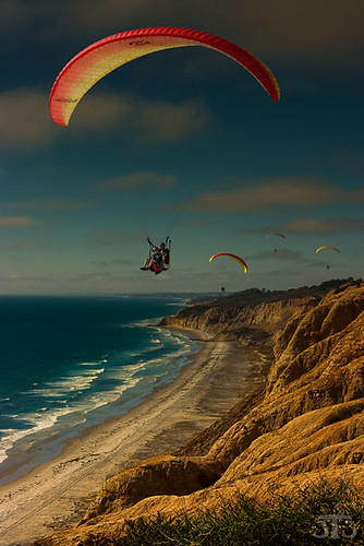 california usa torreypines sandiego lajolla cliffs pacificocean paragliders blacksbeach
