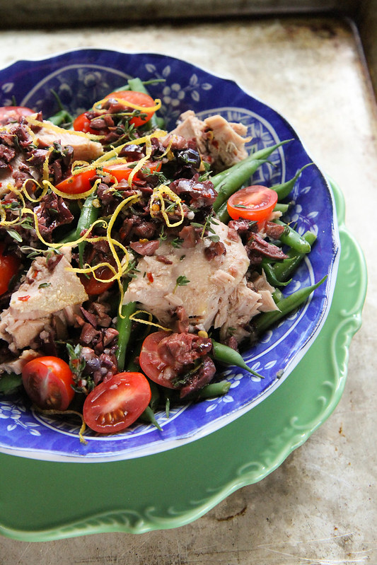 Tuna with green beans and Kalamata Olive Vinaigrette