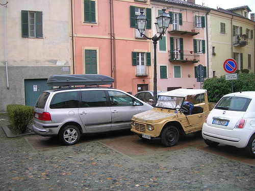 street urban italy cars buildings photography offroad citroen cities piemonte monferrato mehari acqui acquiterme