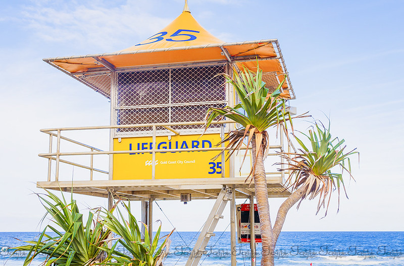 Lifeguard hut on the Gold Coast