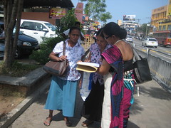 2013-6-16 Sri Lanka Domestic Workers Launch signature campaign for Legal Act