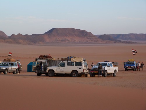 Paso de Aqaba en la meseta de Gilf Kebir (Desierto Líbico, Egipto)