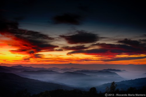 sunset red italy panorama mist mountain alps colors fog landscape cervino appennines imagetype photospecs