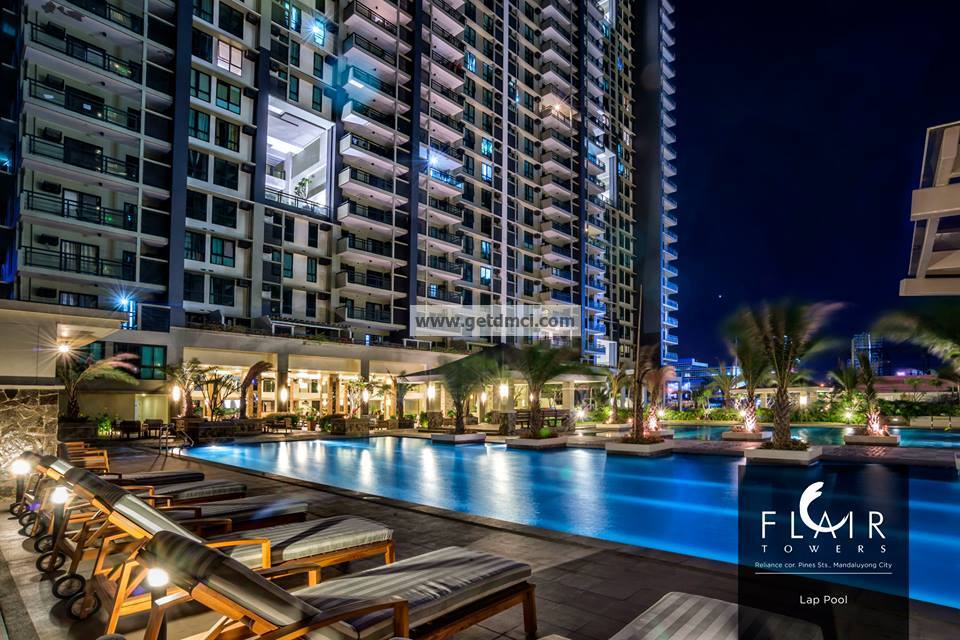 Photo of Flair Towers courtesy of DMCI Homes