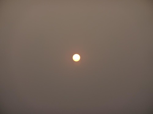 china morning winter sky sun white fog sunrise smog shanghai air gas pollution pm25 131206 haardous