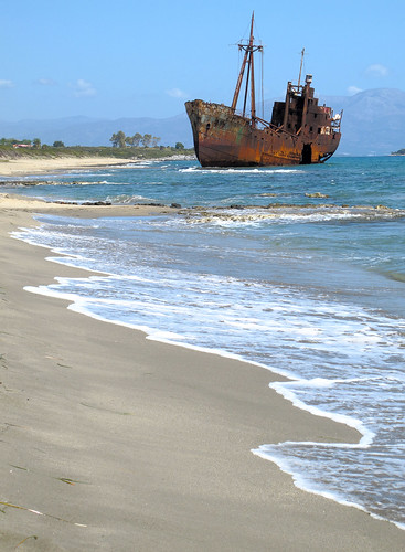 sea beach canon rust waves ship greece shipwreck 365 g12 peloponnese dimitrios 2013 δημητριοσ canong12 gytheo 2013x365