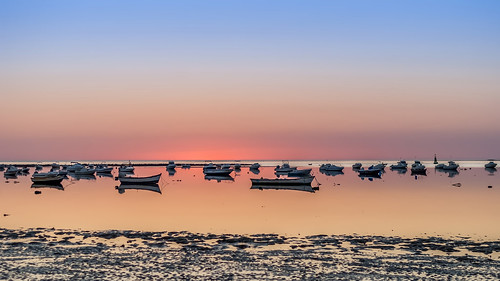 sunset sea beach boats atardecer calm calma sanlúcar