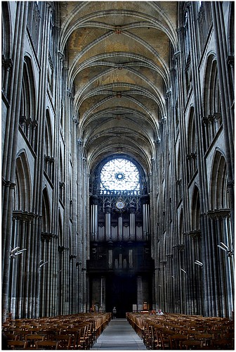 france nef rouen normandie rosace intérieur orgue cathédralenotredamederouen