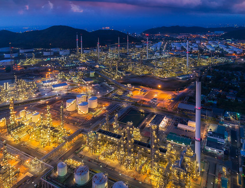 plant oil view night bird eye thailand tank refinery petrochemical chonburi color business sky landscape technology metal line environment power energy construction industry sunset tower industrial smoke economy engineering tube fuel supply chemical gas factory chemistry pipe manufacturing chimney gasoline petrol pipeline petroleum operation distillery iran distillation laem chabang drone
