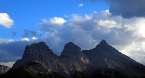 day cloudy threesisters outstandingromanianphotographers