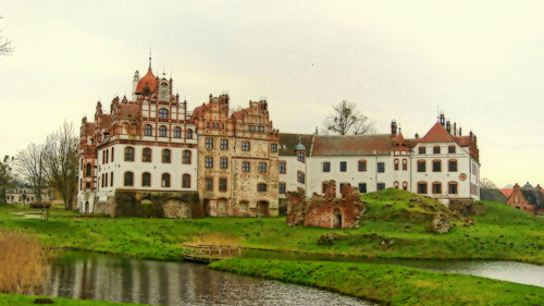 castle landscape comic palace schloss basedow