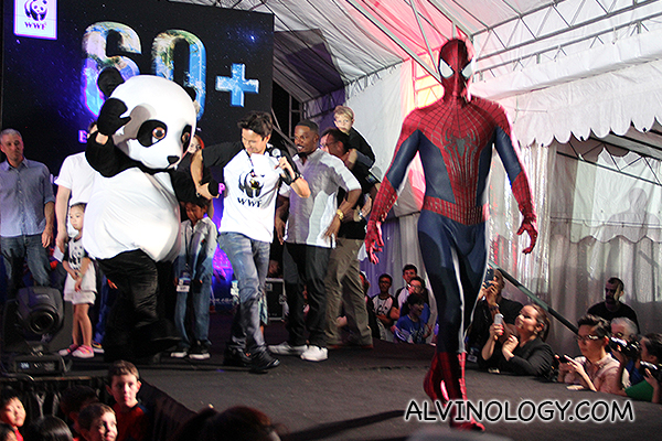 Spider-Man and Singapore Turn Off the Lights in World’s Largest Earth Hour Celebration - Alvinology