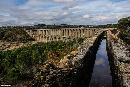 portugal ribatejo water landscape monument building historic outdoor long lines beautiful aqueduct