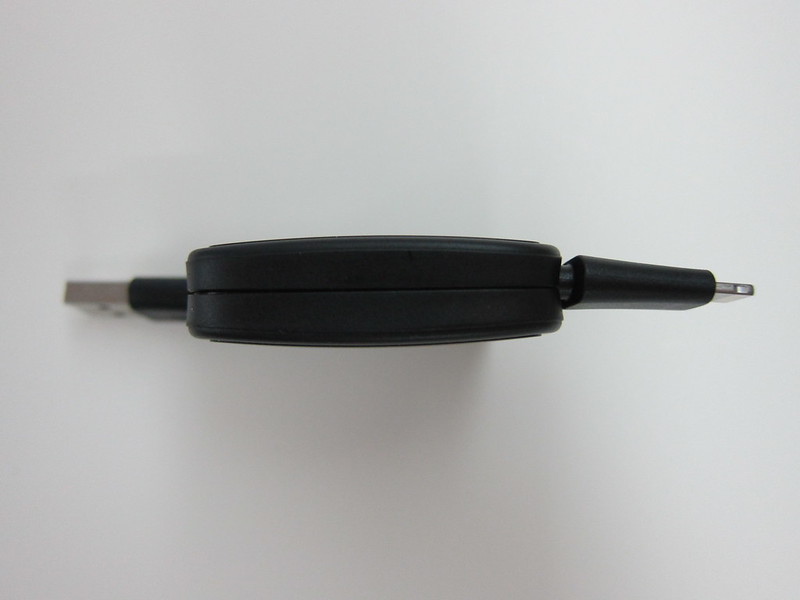 Griffin Retractable Lightning Cable - 1cm Thickness