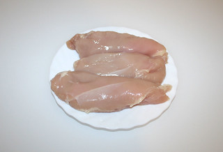 01 - Zutat Hähnchebrust / Ingredient chicken breast