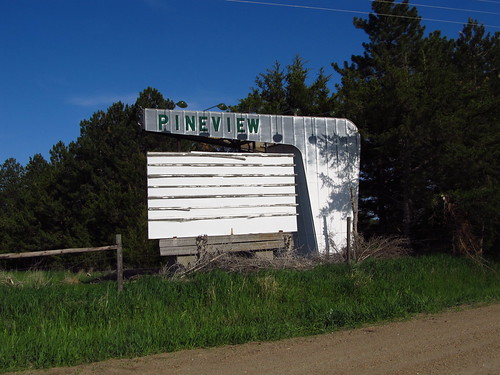 sign marquee midwest nebraska theater theatre roadtrip drivein driveintheater pineview fadingamerica longpine pineviewdrivein