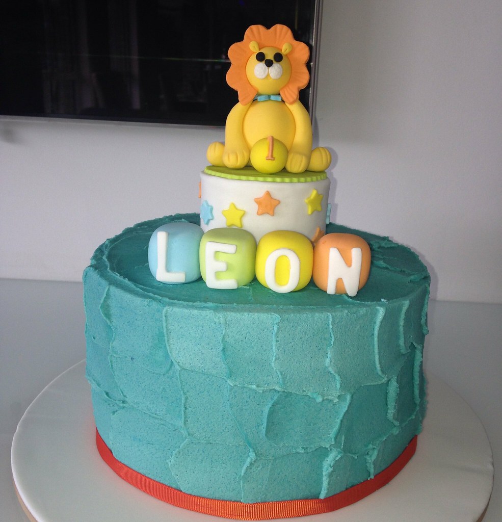 Circus Lion Themed 1st Birthday Cake Wishbbig Tracey Flickr