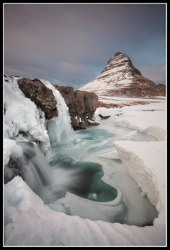 sunset mountain frozen waterfall iceland grundafjordur kirkjufellfoss snaerfellsness