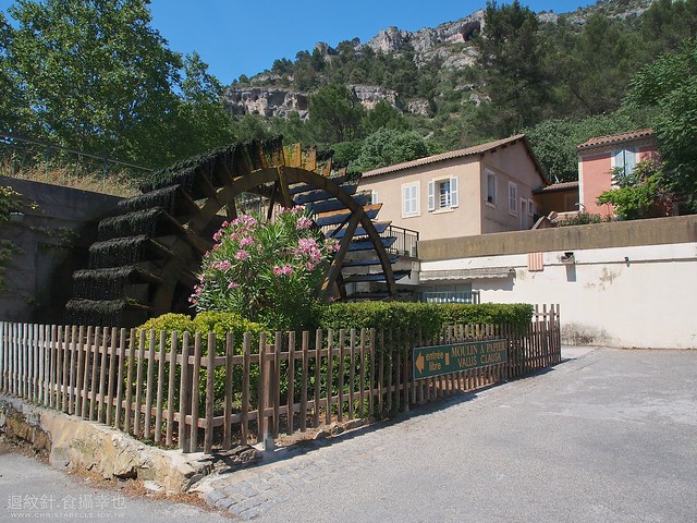 Fontaine de Vaucluse  碧泉村